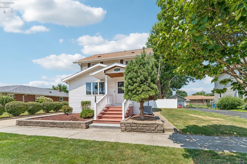 308 Union Street, Bellevue, 44811, 3 Bedrooms Bedrooms, ,3 BathroomsBathrooms,Residential,For Sale,Union,20262988