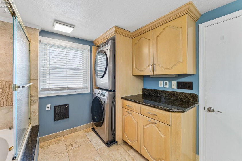 308 Union Street, Bellevue, 44811, 3 Bedrooms Bedrooms, ,3 BathroomsBathrooms,Residential,For Sale,Union,20262988
