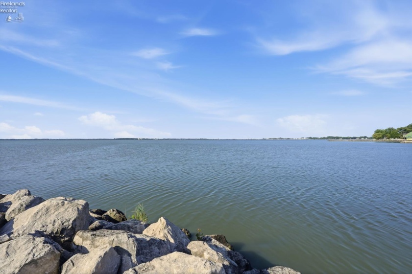 7420 Bayshore Road, Marblehead, 43440, 1 Bedroom Bedrooms, ,1 BathroomBathrooms,Residential,For Sale,Bayshore,20262974
