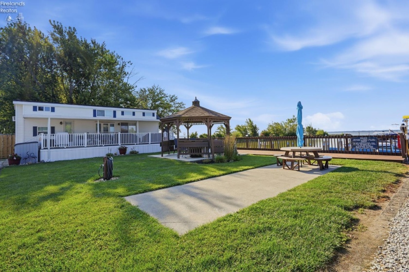 7420 Bayshore Road, Marblehead, 43440, 1 Bedroom Bedrooms, ,1 BathroomBathrooms,Residential,For Sale,Bayshore,20262974