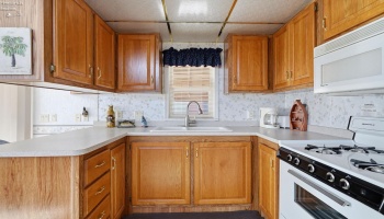 7420 Bayshore Road, Marblehead, 43440, 1 Bedroom Bedrooms, ,1 BathroomBathrooms,Residential,For Sale,Bayshore,20262974