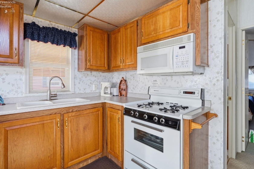 7420 Bayshore Road, Marblehead, 43440, 1 Bedroom Bedrooms, ,1 BathroomBathrooms,Residential,For Sale,Bayshore,20262974
