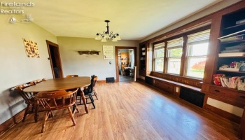 816 Warren Street, Sandusky, 44870, 4 Bedrooms Bedrooms, ,2 BathroomsBathrooms,Residential,For Sale,Warren,20262996