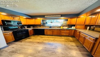 816 Warren Street, Sandusky, 44870, 4 Bedrooms Bedrooms, ,2 BathroomsBathrooms,Residential,For Sale,Warren,20262996