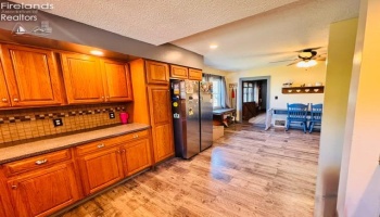 816 Warren Street, Sandusky, 44870, 4 Bedrooms Bedrooms, ,2 BathroomsBathrooms,Residential,For Sale,Warren,20262996