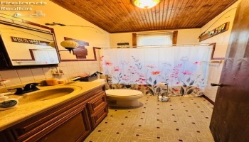 816 Warren Street, Sandusky, 44870, 4 Bedrooms Bedrooms, ,2 BathroomsBathrooms,Residential,For Sale,Warren,20262996