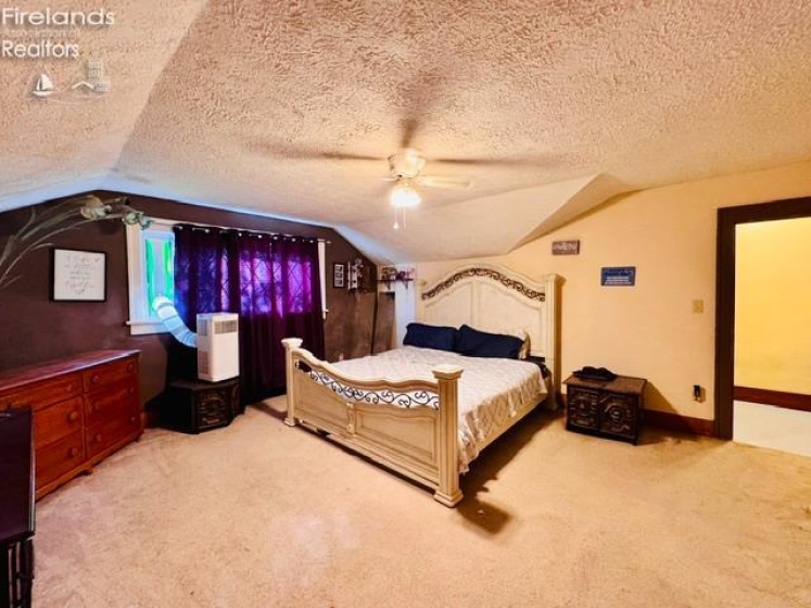 816 Warren Street, Sandusky, 44870, 4 Bedrooms Bedrooms, ,2 BathroomsBathrooms,Residential,For Sale,Warren,20262996