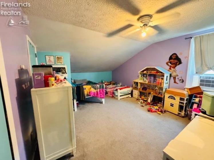 816 Warren Street, Sandusky, 44870, 4 Bedrooms Bedrooms, ,2 BathroomsBathrooms,Residential,For Sale,Warren,20262996