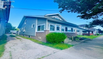 816 Warren Street, Sandusky, 44870, 4 Bedrooms Bedrooms, ,2 BathroomsBathrooms,Residential,For Sale,Warren,20262996