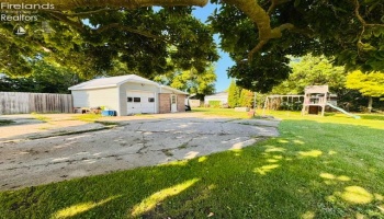 816 Warren Street, Sandusky, 44870, 4 Bedrooms Bedrooms, ,2 BathroomsBathrooms,Residential,For Sale,Warren,20262996