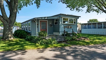 2175 Catawba Road, Port Clinton, 43452, 2 Bedrooms Bedrooms, ,1 BathroomBathrooms,Residential,For Sale,Catawba,20262941