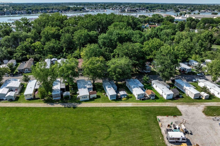 2175 Catawba Road, Port Clinton, 43452, 2 Bedrooms Bedrooms, ,1 BathroomBathrooms,Residential,For Sale,Catawba,20262941