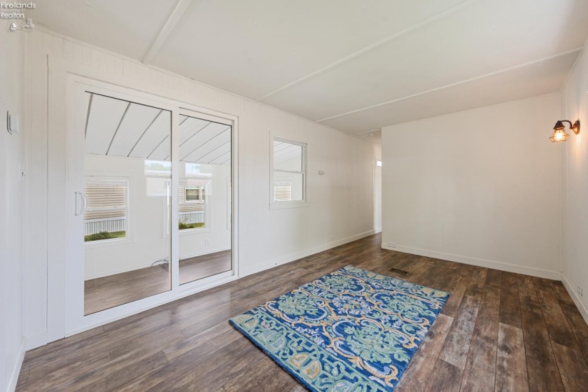 2175 Catawba Road, Port Clinton, 43452, 2 Bedrooms Bedrooms, ,1 BathroomBathrooms,Residential,For Sale,Catawba,20262941
