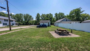 1017 State Street, Port Clinton, 43452, 2 Bedrooms Bedrooms, ,1 BathroomBathrooms,Residential,For Sale,State,20262986