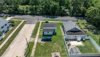 1017 State Street, Port Clinton, 43452, 2 Bedrooms Bedrooms, ,1 BathroomBathrooms,Residential,For Sale,State,20262986