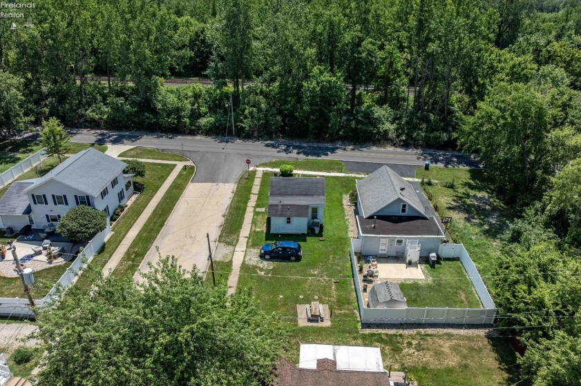 1017 State Street, Port Clinton, 43452, 2 Bedrooms Bedrooms, ,1 BathroomBathrooms,Residential,For Sale,State,20262986