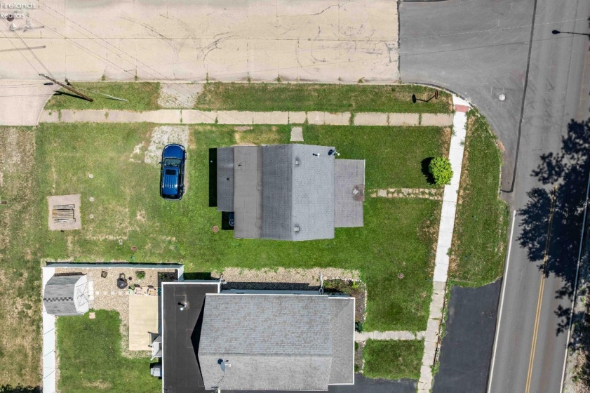 1017 State Street, Port Clinton, 43452, 2 Bedrooms Bedrooms, ,1 BathroomBathrooms,Residential,For Sale,State,20262986