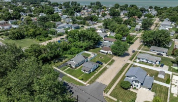 1017 State Street, Port Clinton, 43452, 2 Bedrooms Bedrooms, ,1 BathroomBathrooms,Residential,For Sale,State,20262986