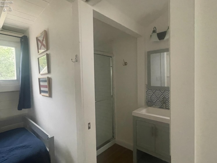 561 Jasmine Avenue, Lakeside, 43440, 3 Bedrooms Bedrooms, ,2 BathroomsBathrooms,Residential,For Sale,Jasmine,20262989