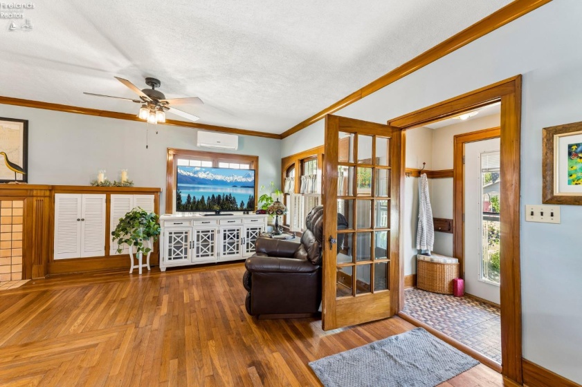 1611 E Erie, Lorain, 44052, 3 Bedrooms Bedrooms, ,2 BathroomsBathrooms,Residential,For Sale,E Erie,20262150