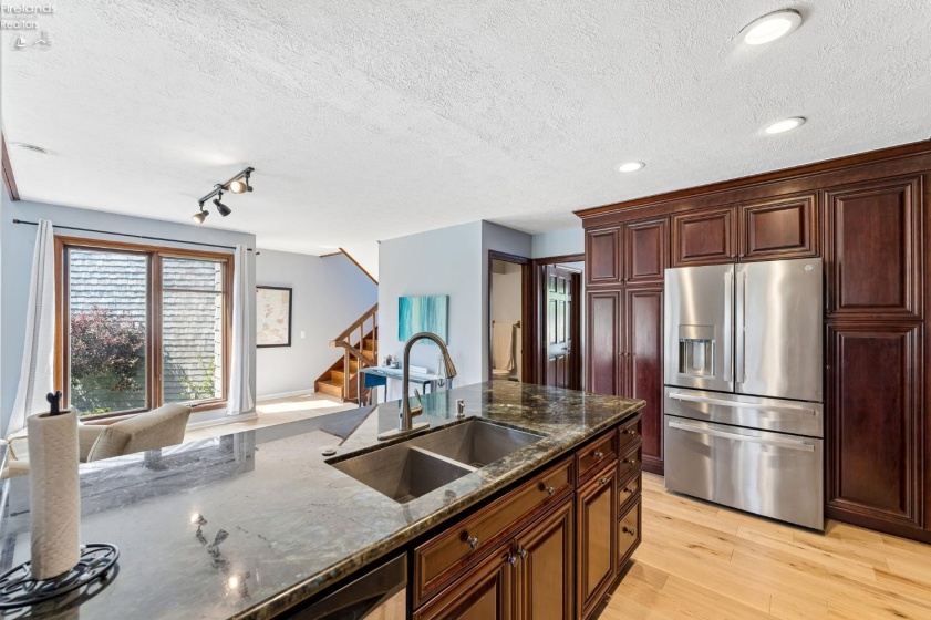 508 Mariner Village, Huron, 44839, 2 Bedrooms Bedrooms, ,3 BathroomsBathrooms,Residential,For Sale,Mariner Village,20263000