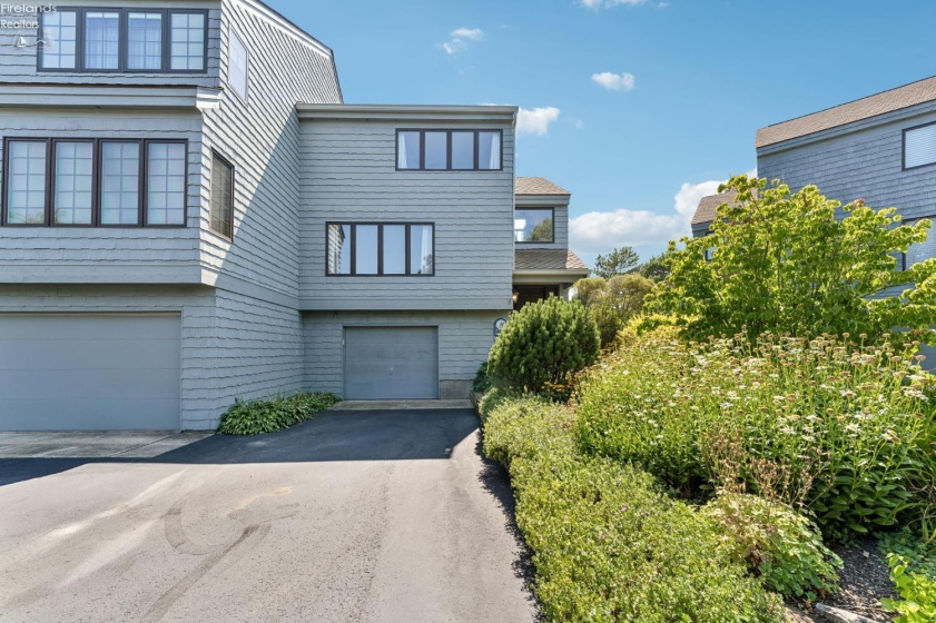 508 Mariner Village, Huron, 44839, 2 Bedrooms Bedrooms, ,3 BathroomsBathrooms,Residential,For Sale,Mariner Village,20263000