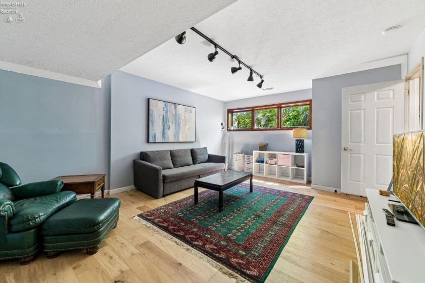 508 Mariner Village, Huron, 44839, 2 Bedrooms Bedrooms, ,3 BathroomsBathrooms,Residential,For Sale,Mariner Village,20263000