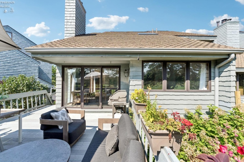 508 Mariner Village, Huron, 44839, 2 Bedrooms Bedrooms, ,3 BathroomsBathrooms,Residential,For Sale,Mariner Village,20263000