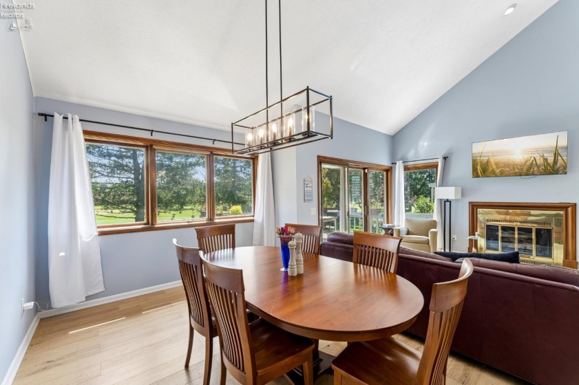 508 Mariner Village, Huron, 44839, 2 Bedrooms Bedrooms, ,3 BathroomsBathrooms,Residential,For Sale,Mariner Village,20263000