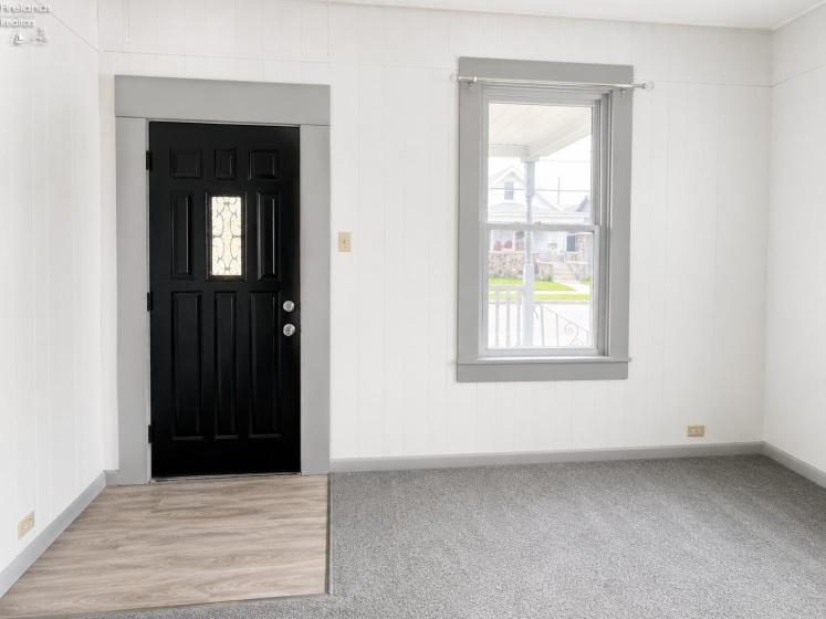 908 Ontario Street, Sandusky, 44870, 2 Bedrooms Bedrooms, ,1 BathroomBathrooms,Residential,For Sale,Ontario,20263002