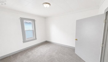 908 Ontario Street, Sandusky, 44870, 2 Bedrooms Bedrooms, ,1 BathroomBathrooms,Residential,For Sale,Ontario,20263002