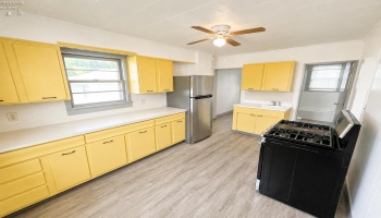 908 Ontario Street, Sandusky, 44870, 2 Bedrooms Bedrooms, ,1 BathroomBathrooms,Residential,For Sale,Ontario,20263002
