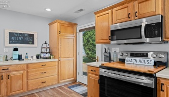 419 Miami Place, Huron, 44839, 2 Bedrooms Bedrooms, ,2 BathroomsBathrooms,Residential,For Sale,Miami,20262765