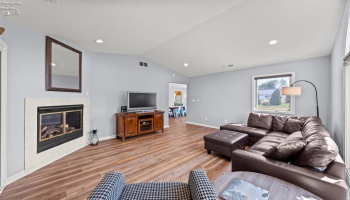 419 Miami Place, Huron, 44839, 2 Bedrooms Bedrooms, ,2 BathroomsBathrooms,Residential,For Sale,Miami,20262765