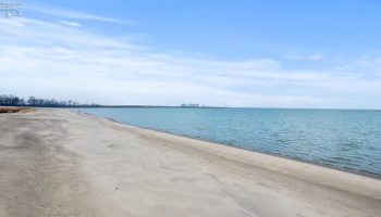 419 Miami Place, Huron, 44839, 2 Bedrooms Bedrooms, ,2 BathroomsBathrooms,Residential,For Sale,Miami,20262765