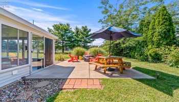 419 Miami Place, Huron, 44839, 2 Bedrooms Bedrooms, ,2 BathroomsBathrooms,Residential,For Sale,Miami,20262765