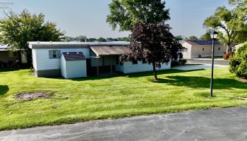 1859 Catawba, Port Clinton, 43452, 2 Bedroom Bedrooms, ,2 BathroomBathrooms,Residential,For Sale,Catawba,20263006