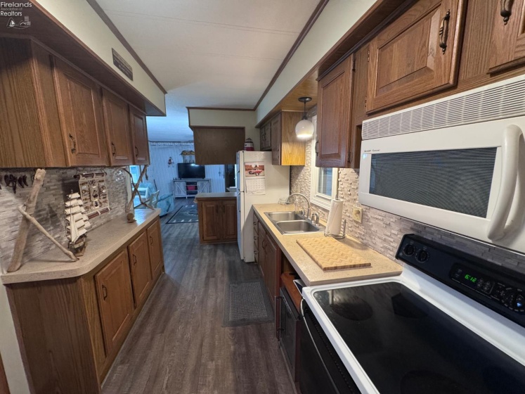 1859 Catawba, Port Clinton, 43452, 2 Bedrooms Bedrooms, ,2 BathroomsBathrooms,Residential,For Sale,Catawba,20263006