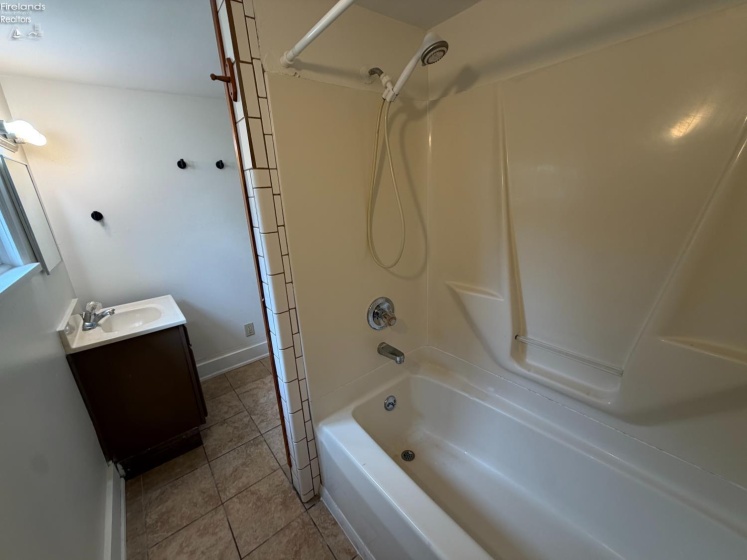 13 Norwood Avenue, Norwalk, 44857, ,Multiple Units,For Sale,Norwood,20263014