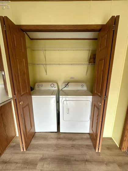 1730 Port Clinton Rd., Fremont, 43420, ,2 BathroomsBathrooms,Residential,For Sale,Port Clinton Rd.,20263009