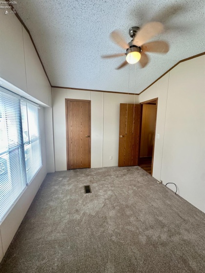 1730 Port Clinton Rd., Fremont, 43420, ,2 BathroomsBathrooms,Residential,For Sale,Port Clinton Rd.,20263009