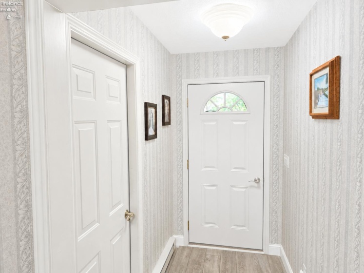 2106 Lakefield Drive, Huron, 44839, 2 Bedrooms Bedrooms, ,2 BathroomsBathrooms,Residential,For Sale,Lakefield,20263004