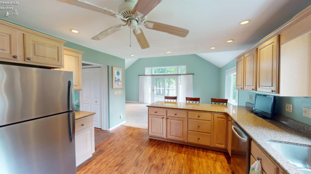 2049 Whittaker Drive, Fremont, 43420, 3 Bedrooms Bedrooms, ,2 BathroomsBathrooms,Residential,For Sale,Whittaker,20262881