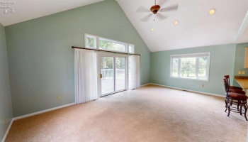 2049 Whittaker Drive, Fremont, 43420, 3 Bedrooms Bedrooms, ,2 BathroomsBathrooms,Residential,For Sale,Whittaker,20262881