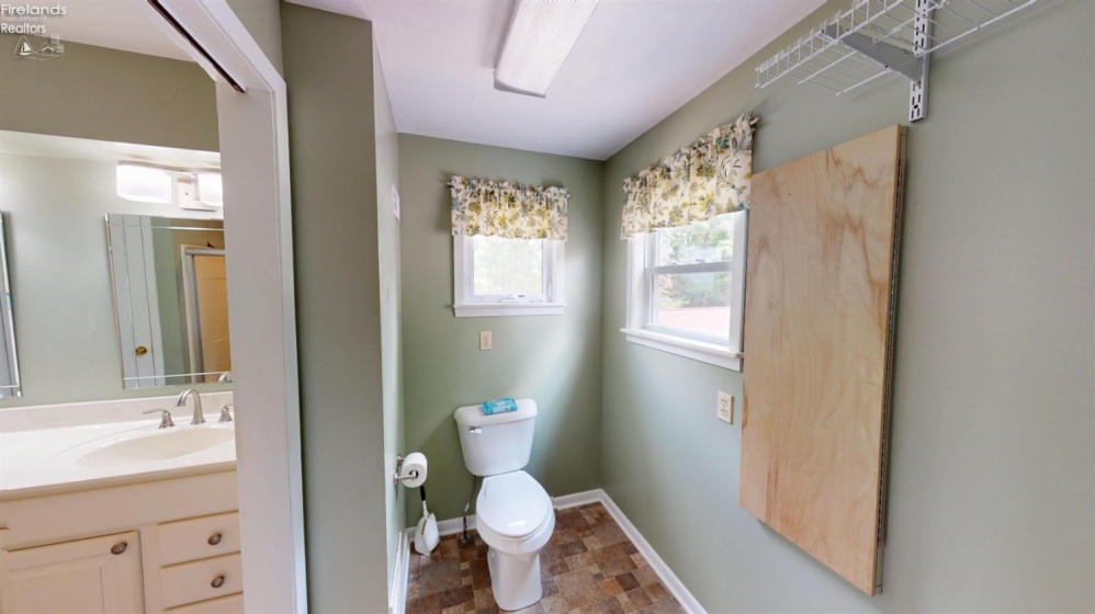 2049 Whittaker Drive, Fremont, 43420, 3 Bedrooms Bedrooms, ,2 BathroomsBathrooms,Residential,For Sale,Whittaker,20262881