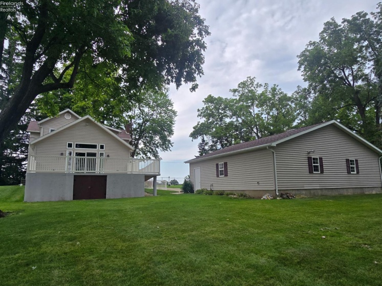 2049 Whittaker Drive, Fremont, 43420, 3 Bedrooms Bedrooms, ,2 BathroomsBathrooms,Residential,For Sale,Whittaker,20262881