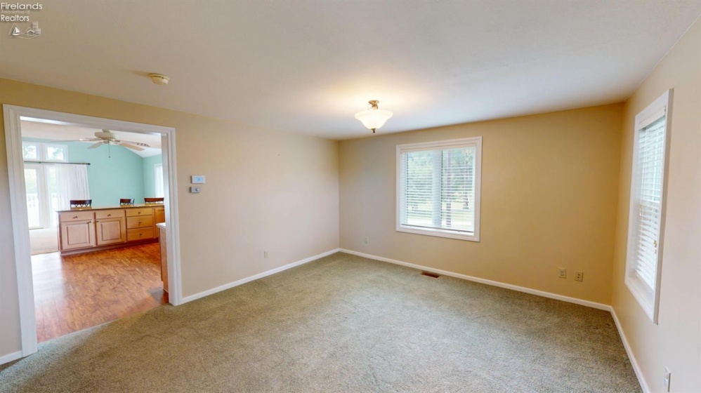 2049 Whittaker Drive, Fremont, 43420, 3 Bedrooms Bedrooms, ,2 BathroomsBathrooms,Residential,For Sale,Whittaker,20262881