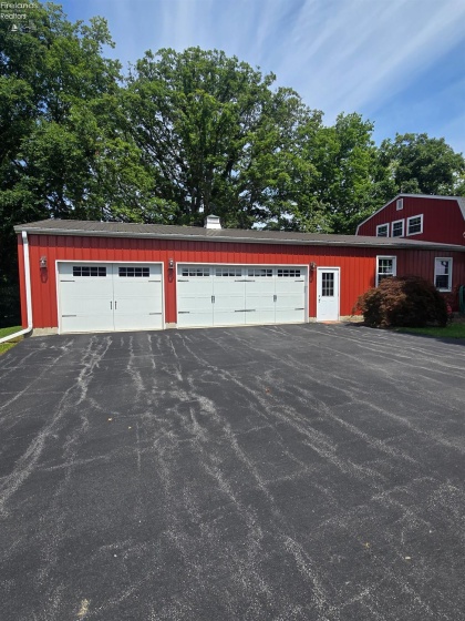 201 County Road 198, Fremont, 43420, 4 Bedrooms Bedrooms, ,2 BathroomsBathrooms,Residential,For Sale,County Road 198,20262891