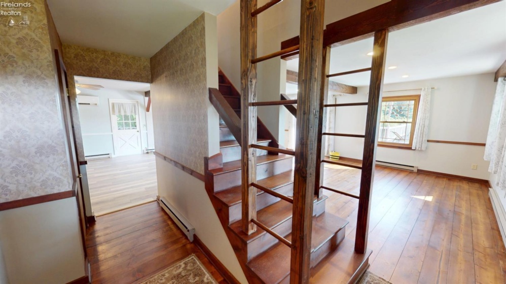 201 County Road 198, Fremont, 43420, 4 Bedrooms Bedrooms, ,2 BathroomsBathrooms,Residential,For Sale,County Road 198,20262891