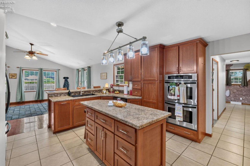 749 Riverside Drive, Woodville, 43469, 5 Bedrooms Bedrooms, ,3 BathroomsBathrooms,Residential,For Sale,Riverside,20263007